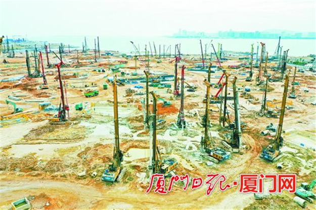 厦门新体育中心，主体桩基工程已完成总进度的71.8%！——九房网