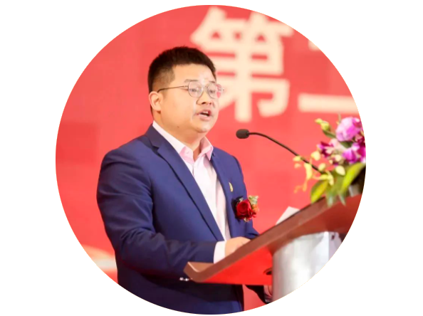 侯昌财董事长荣任中华侯氏世界联谊总会会长——九房网 侯昌财董事长荣任中华侯氏世界联谊总会会长——九房网